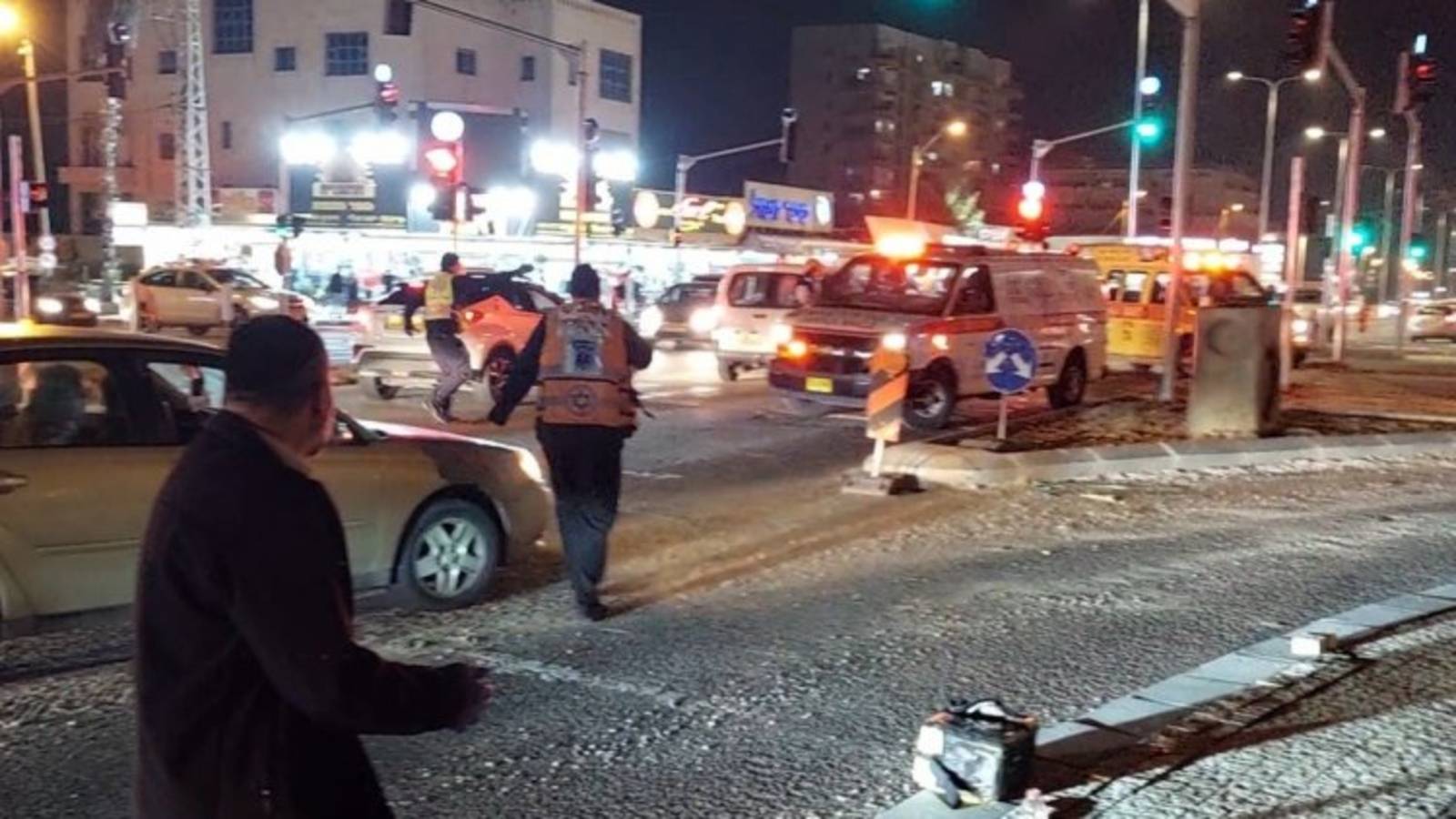 هجوم مسلح وسط تل أبيب ووقوع قتلى وجرحى