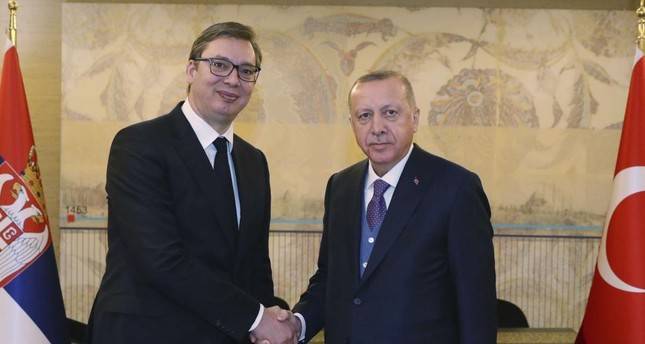 أردوغان يبحث مع نظيره الصربي الأزمة الأوكرانية