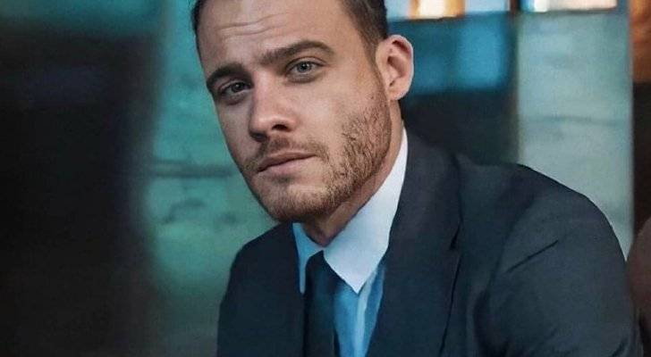 هل إرتباط كرم بورسين بعد إنفصاله عن هاندا أرتشيل؟.. إليكم التفاصيل