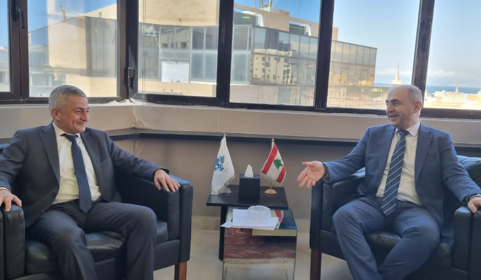 الخليل عرض والسفير المصري الاوضاع المالية في لبنان