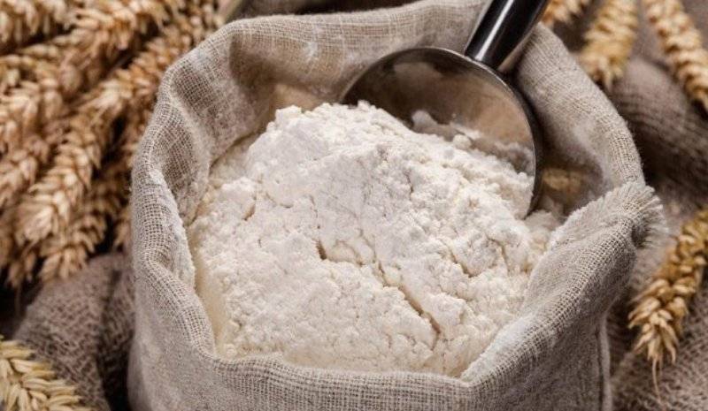 أزمة الطحين مفتعلة؟.. وكيل المطاحن يوضّح!