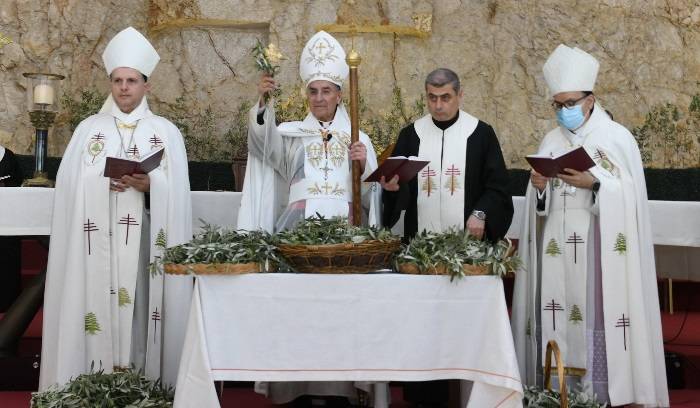 عيد الشعانين: قداديس وتطوافات.. وعظات أملت أن تحمل زيارة البابا بوادر الخير والسلام
الراعي: نريد أن يخرج من صناديق الإقتراع لا أسماء النواب فقط بل هويّة لبنان
