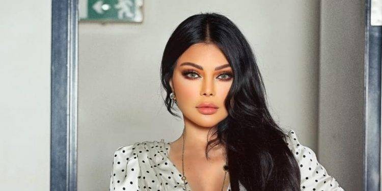 بالصور - هيفاء وهبي توثق أجواء إفطار رمضان في منزل والدتها