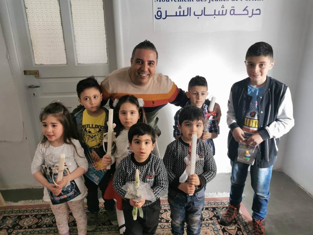 حركة شباب الشرق توزع شموع الشعانين على أطفال زحلة والبقاع