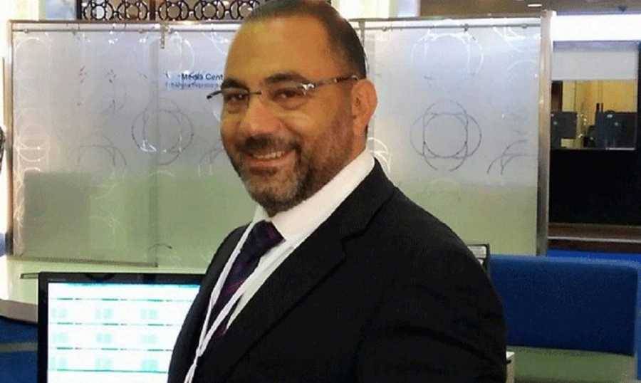 موظفو المصارف يهنئون خلف على منصبه الجديد