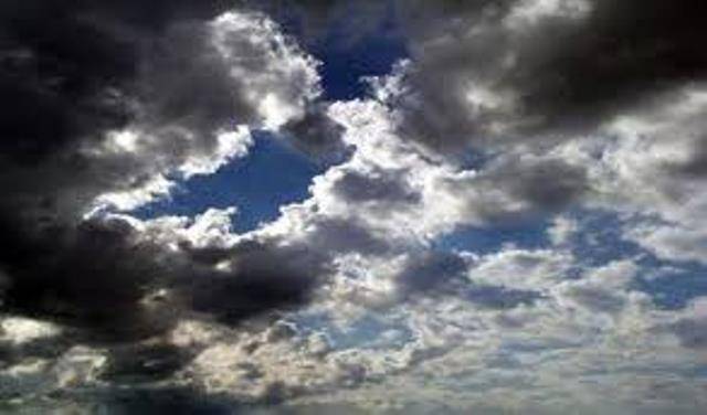 طقس متقلب يستقر تدريجياً مع انخفاض في درجات الحرارة