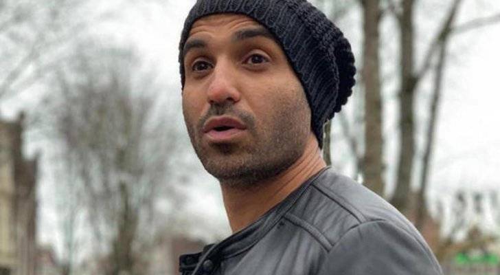 هذا  أجر أحمد فهمي في 