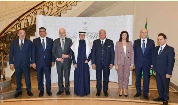 البخاري أقام مأدبة إفطارٍ على شرف وزراء الداخلية