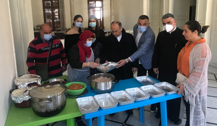 المطران الحداد زار المطبخ الرمضاني
في مطرانيّة الروم الكاثوليك في صيدا