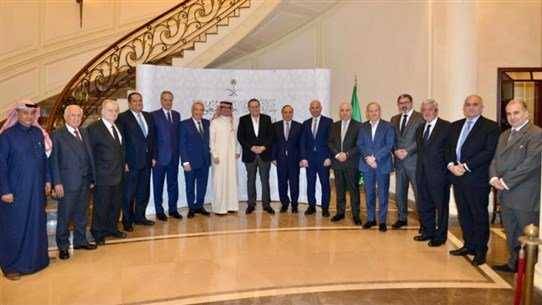 البخاري يقيم إفطاراً رمضانياً على شرف قيادات إقتصادية