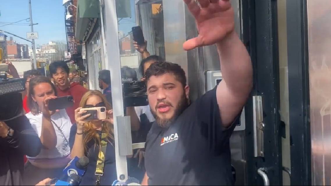 مهاجر سوري أبلغ عن مطلق النار بنيويورك فتحوّل إلى بطل