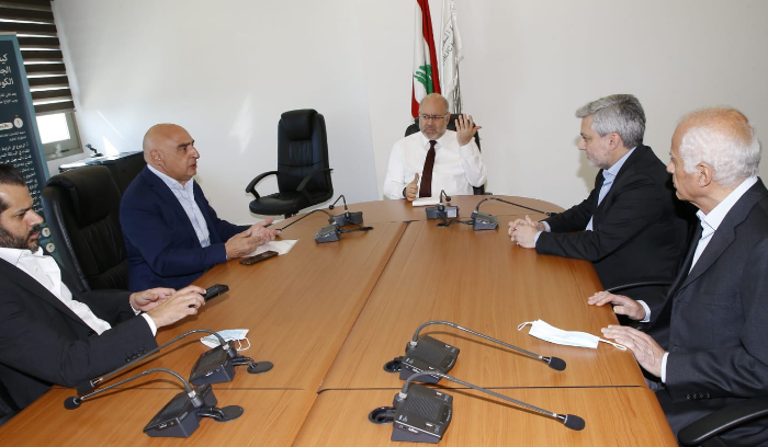 الأبيض أبلغ المستوردين الموافقة على تحويل
مبلغ للدواء.. وطلب الإسراع في الإستيراد