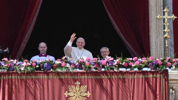 البابا في عيد الفصح: لدخول الأماكن المقدسة في القدس بحرية