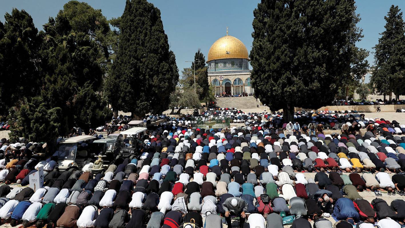 الاحتلال يقتحم الأقصى ويغلق المسجد الإبراهيمي
ومجلس الأمن الدولي يبحث في تصاعد «حدّة التوترات»