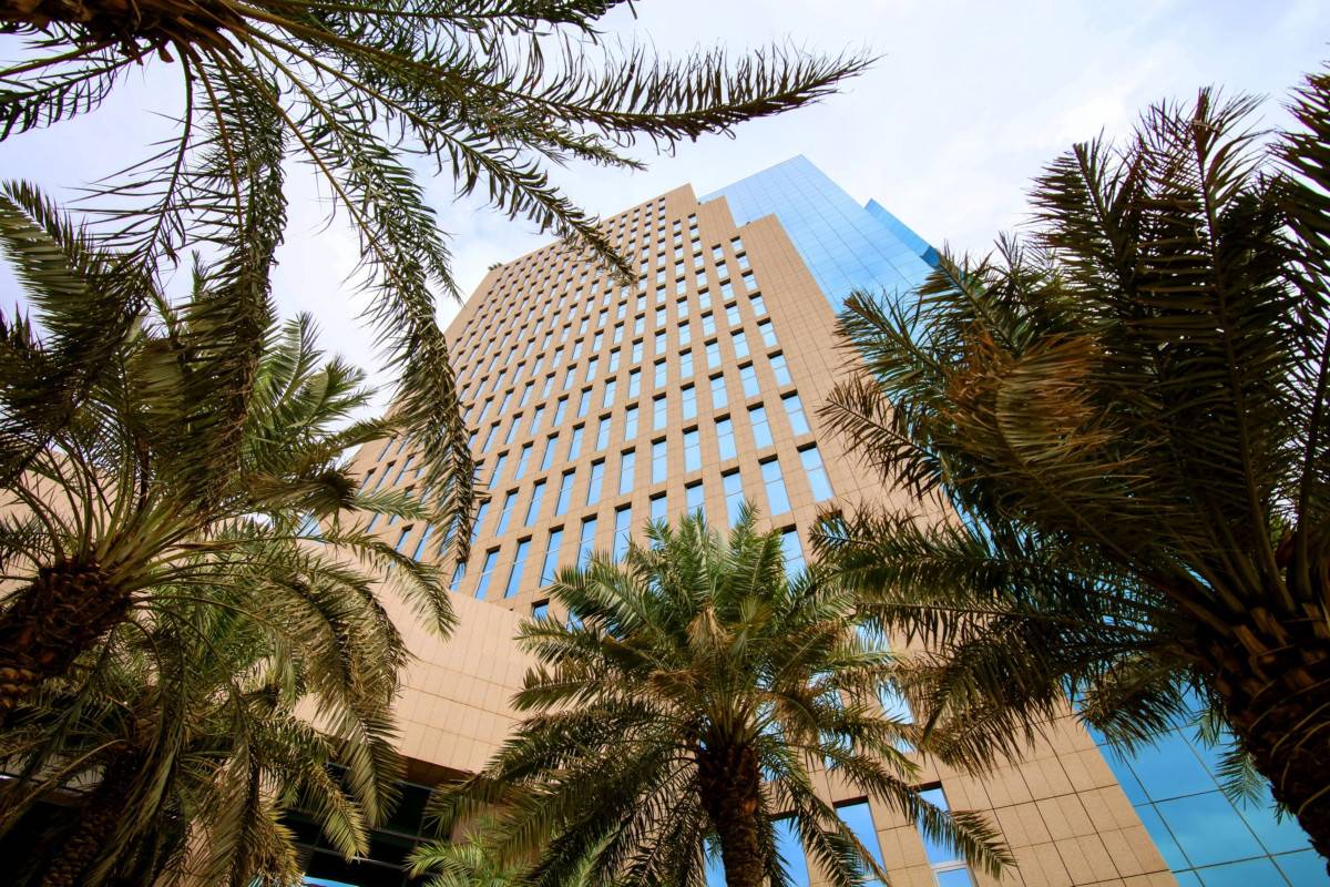 الأسهم السعودية تجذب الدببة وسط ارتفاع أسعار النفط والفائدة