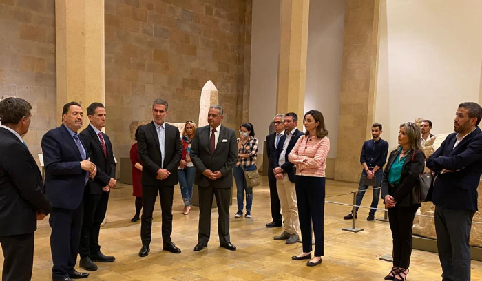 المرتضى جال ونصار ودومينيوني في المتحف الوطني