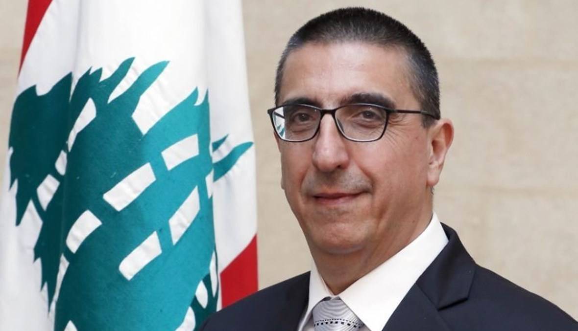 الوزير الحجار تفقّد واللواء خير مرفأ طرابلس للاطلاع على أحوال الناجين