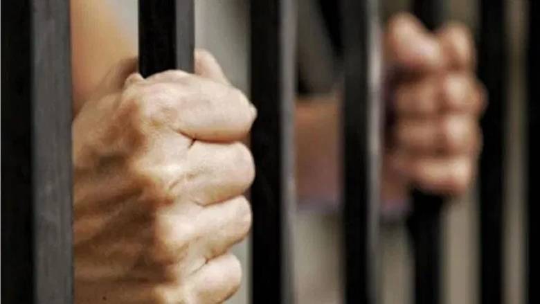 توقيف مطلوب في هذه المنطقة