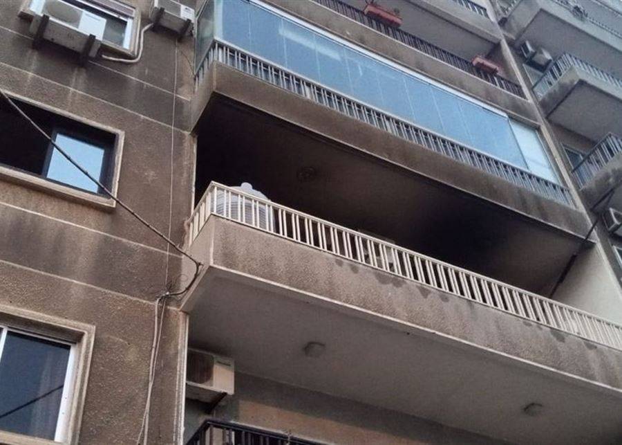 في الدورة.. حريق داخل شقة سكنية وسحب جثتين!