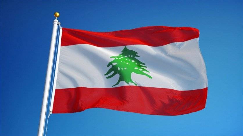 ‏وا دولتاه... ما قتلها إلا الأمناء عليها