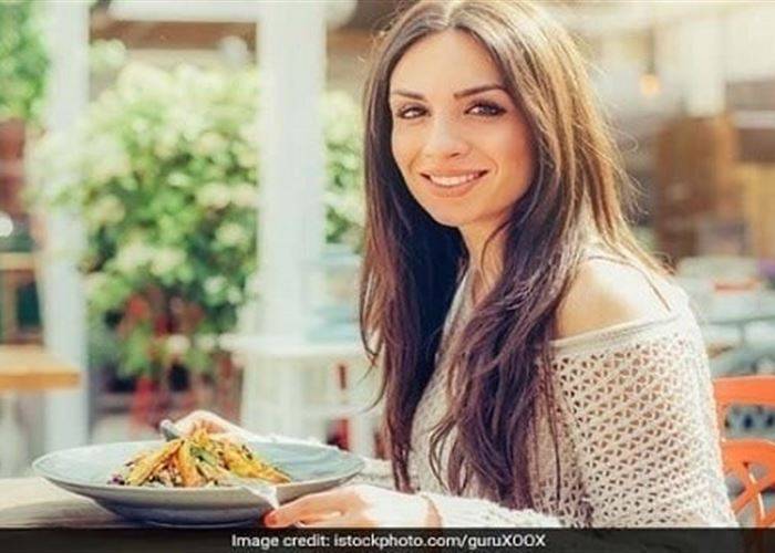 تغييرات على النظام الغذائي للحفاظ على بشرة شابة