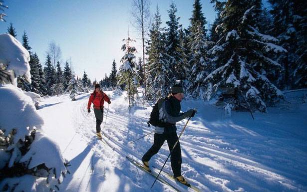 بطولة تزلج العمق برعاية قائد الجيش :

المسابقات تنطلق اليوم في الأرز