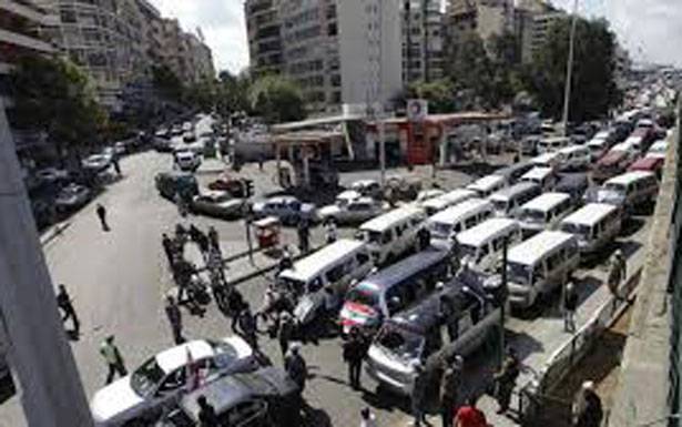 اتحادات النــــــقل البري اعلنت الاعتصام غداً الخميس

أمام مراكز المعاينة الميكانيكيّة في المنـاطــــق