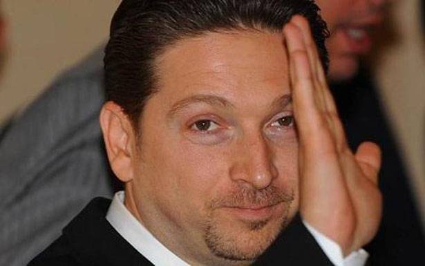 كرامي : نواجه بدعة جديدة..

هناك رئيس مكلَّف ووزير مؤلِّف !