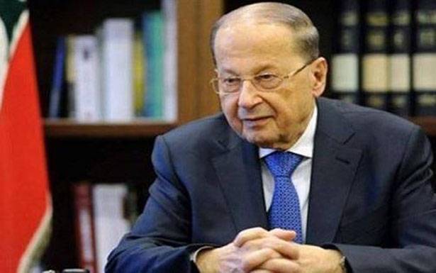 يلتقي عميد وأعضاء السلك الديبلوماسي اليوم

رئيس الجمهورية عرض مع سفيرة كندا

العلاقات الثنائية بين البلدين