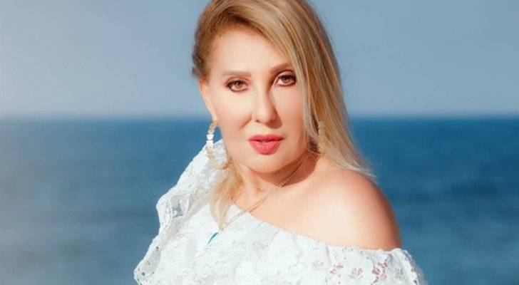 إليكم ما قالته نادية الجندي عن علاقتها بـ نبيلة عبيد...وهذا ما تقوم به للحفاظ على جمالها