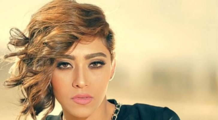 زيزي عادل توجه رسالة مؤثرة لوالدها الراحل