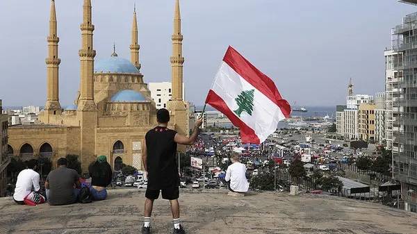روايات وأفلام وتركيبات.. وخطر داهم على الجميع