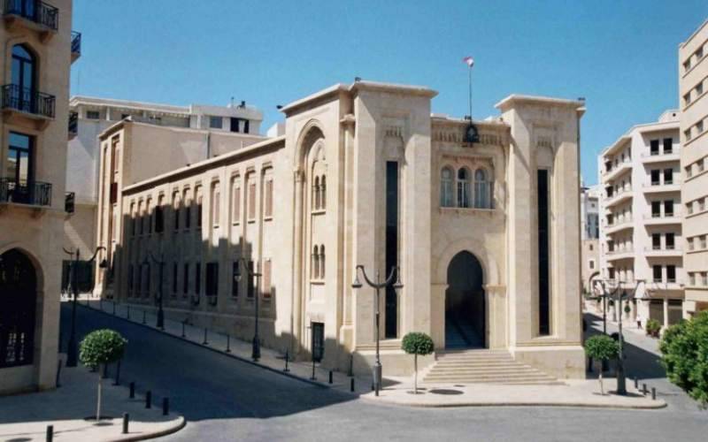 تحالف «الوطني الحرّ»  ــ  «أمل» الى التفكّك بعد ترشح بري لرئاسة المجلس... باسيل قال لا في العلن
منصب نائب الرئاسة الثانية الى معركة بين الفرزلي ــ ابو صعب ــ حاصباني... مَن سيفوز؟