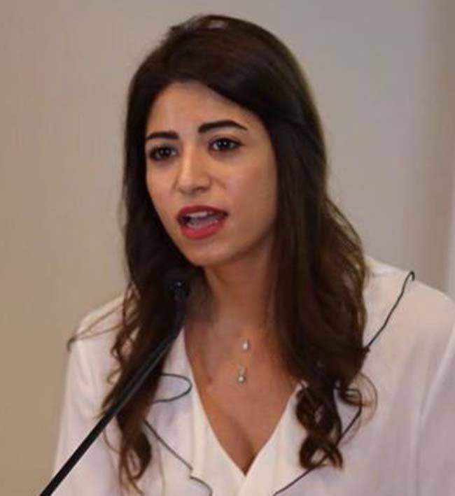 رشا عيتاني لـ "الديار": أين القاضي بيطار؟
يجب تغيير النظام... ونؤيّد وجود حكومات محليّة