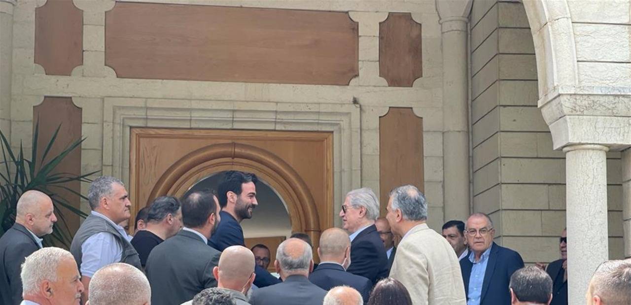الرئيس الجميل والصايغ يجولان في جرد جبيل: تأكيد على ولادة لبنان الجديد