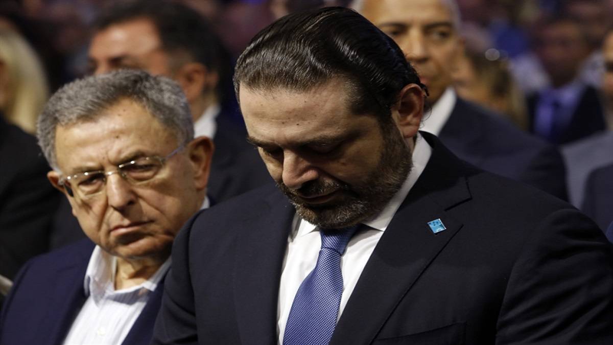 السنيورة مأزوم وضغوطات "هائلة على الحريري" : أصدِر موقفا داعما !
فهل يتجرّع مكرها "كأس الدعوة للمشاركة" ؟