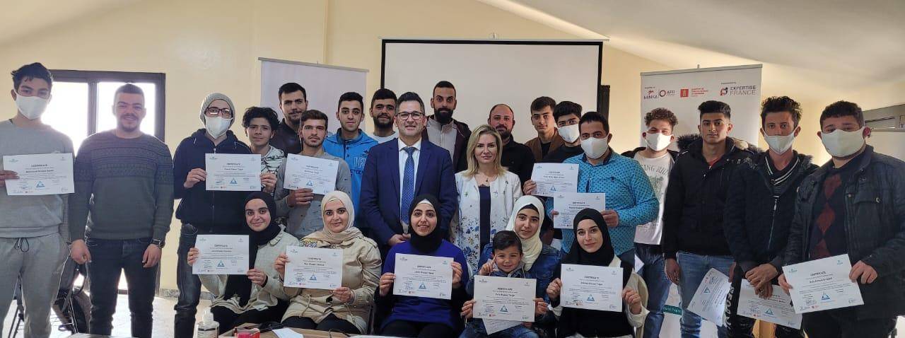 شبكة عكار للتنمية تختتم تدريب محو الأمية الرقمية بمشاريع واعدة