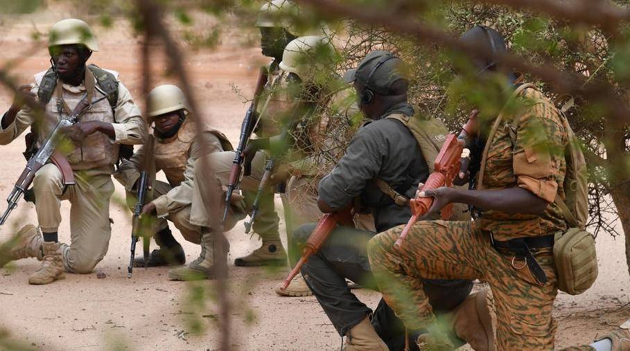 مقتل 11 جنديا في بوركينا فاسو بهجومين منفصلين