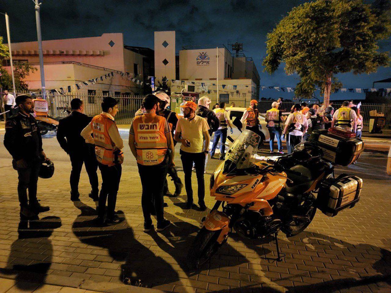عملية بطولية في بلدة إلعاد قرب تل أبيب... المقاومة الفلسطينية:
جاءت رداً على تخطي الاحتلال الخطوط الحمراء في الأقصى