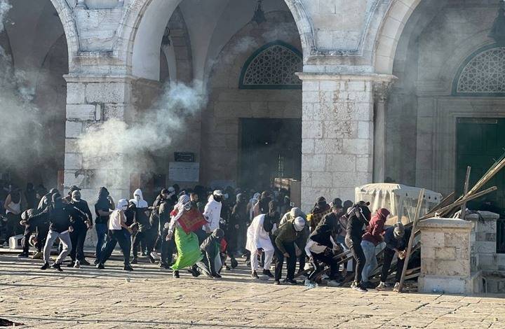 حماس تدعو للنفير.. تحذيرات فلسطينية من رفع العلم الإسرائيلي في الأقصى