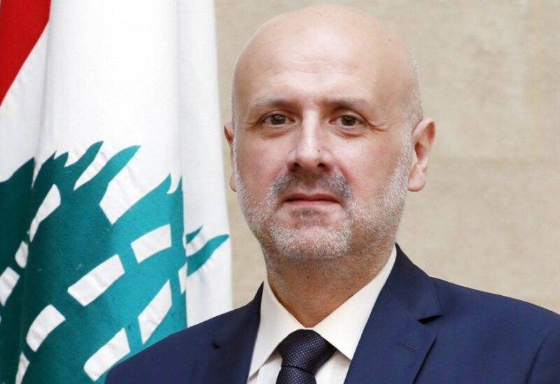 مولوي من وزارة الخارجية: اللوائح مرقمة ولا نسخ أخرى لها