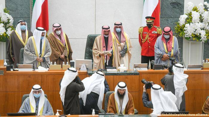 الكويت: استقالة حكومة الصباح للمرة الرابعة