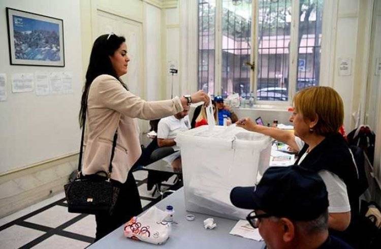 كم بلغ عدد المقترعين في مونتريال الكندية؟