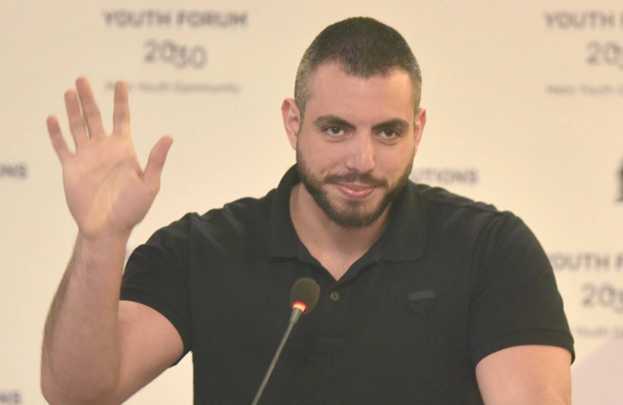 المرّ في لقاء شباب المتن : سنربح الإنتخابات وبيتنا لن يُقفل
زرعنا دم لنحصد وطن..وحوّلنا مع الجيش نهرالبارد الى ملعب كرة قدم