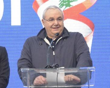 الياس المرّ في مهرجان إنتخابي حاشد في بتغرين: يُحدثوننا عن التغيير و «جابولنا مرشحين تعتير»
ميشال المرّ: تعالوا نحدث زلزالاً وصدمة في صناديق الإقتراع كما فعلتم مع دولة أبو الياس