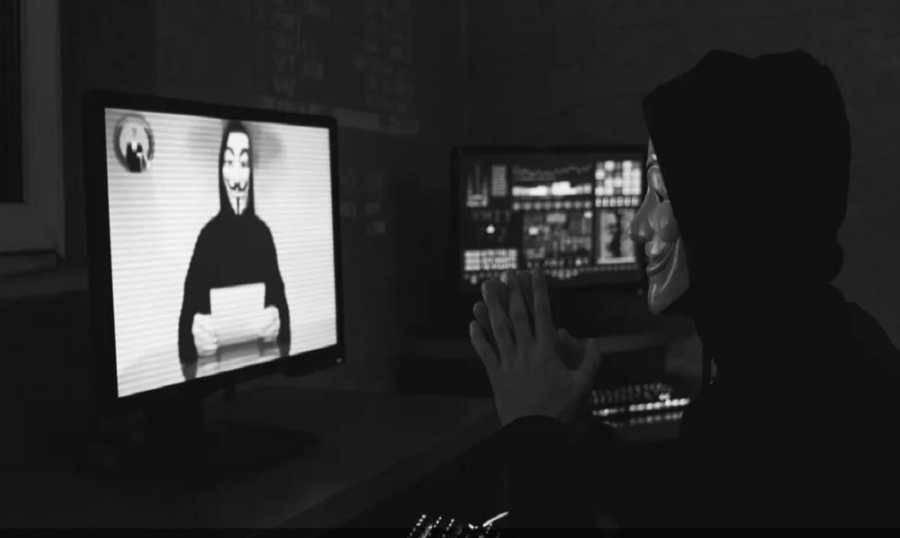 قراصنة روس يهاجمون مواقع إيطالية