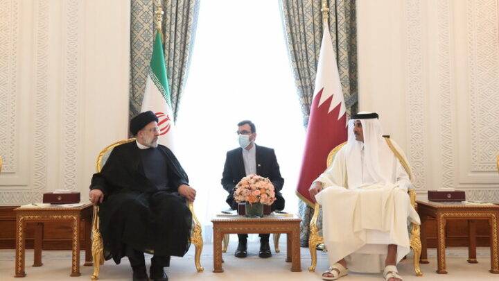 يلتقي خلالها الرئيس الإيراني
أمير قطر إلى طهران في زيارة رسمية