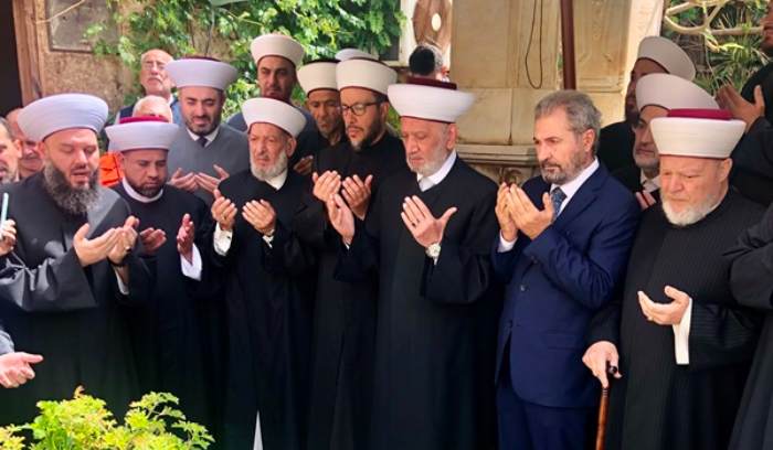 زار ضريح المفتي خالد في ذكرى استشهاده
دريان: نستلهم من مناقبه الشجاعة
والحرص على وحدة المسلمين