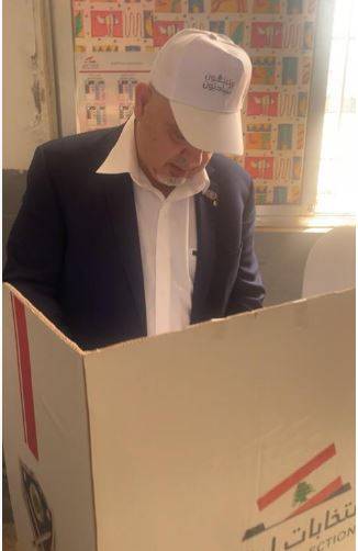 بالصورة- المرشّح رومانوس رعد أدلى بصوته