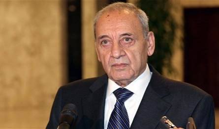 بالفيديو - "بالروح بالدم نفديك يا نبيه".. هذا ما حصل أثناء إدلاء الرئيس نبيه بري بصوته